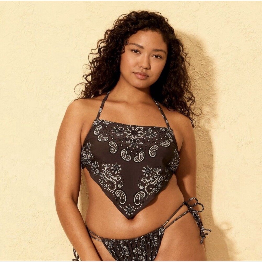 Women’s Bandanna Print Tankini Wild Fable Medium